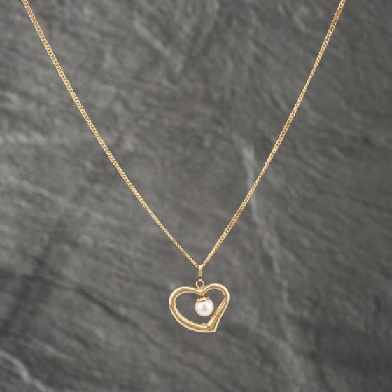 Second Hand 9ct Yellow Gold Pearl Open Heart Pendant & 18 Inch Curb Chain 41142574