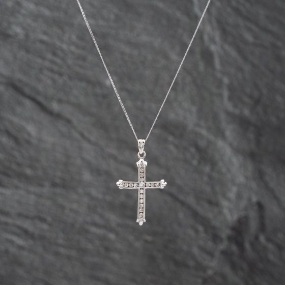Second Hand White Gold 0.18ct Diamond Set Cross Pendant & 18 Inch Curb Chain 41142615