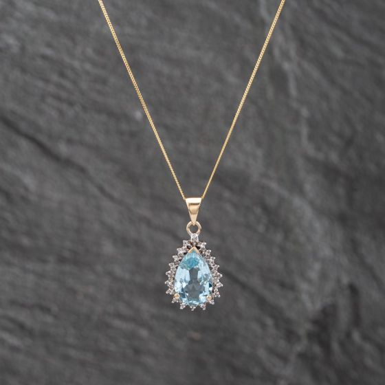 Second Hand 9ct Yellow Gold Blue Topaz & 0.01ct Diamond Pear Shape Pendant & 18 Inch Curb Chain 41142620