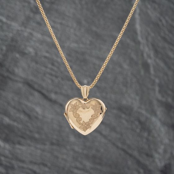 Second Hand 9ct Yellow Gold Foliate Engraved Locket Pendant & 18 Inch Chain 41142651