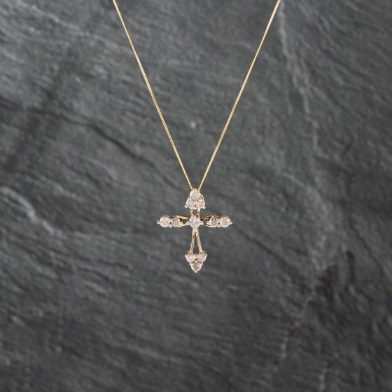 Second Hand 9ct Yellow Gold 1.00ct Brilliant Cut Diamond Openwork Cross Pendant & 18 Inch Curb Chain 41142660