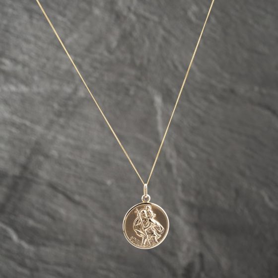 Second Hand 9ct Yellow Gold Round St Christopher Pendant & 18 Inch Curb Chain 41142688