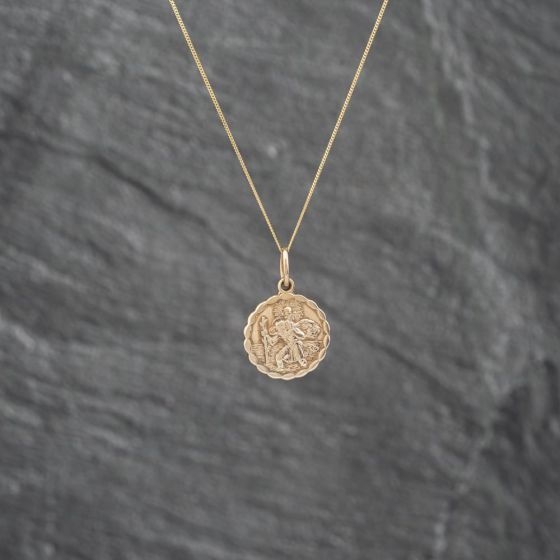 Second Hand 9ct Yellow Gold Round St Christopher Pendant & 18 Inch Curb Chain 41142709
