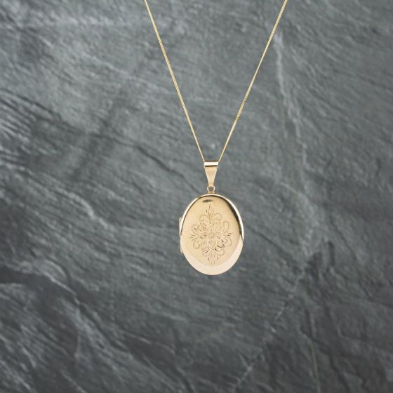 Second Hand 9ct Yellow Gold Hand Engraved Oval Floral Design Locket Pendant & 18 Inch Curb Chain 41142736