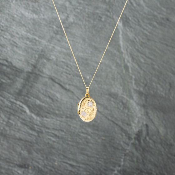 Second Hand 9ct Two Colour Gold Oval Flower Design Locket Pendant & 18 Inch Curb Chain 41142751