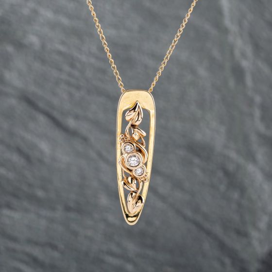 Second Hand 18ct Two Colour Gold Diamond Clogau Gemstone Pendant & 18 Inch Trace Chain 41142820