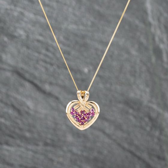 Second Hand 9ct Yellow Gold Ruby Heart Pendant & 18 Inch Curb Chain 41142822