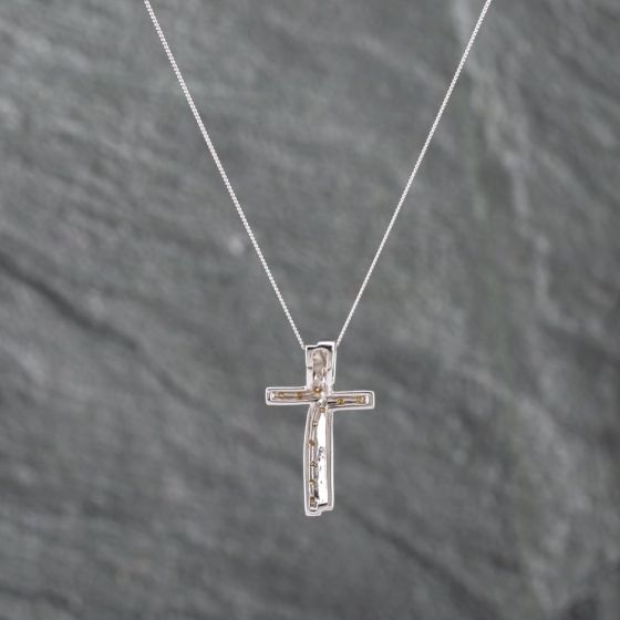 Second Hand 9ct White Gold Diamond Cross Pendant & 18 Inch Curb Chain 41142825