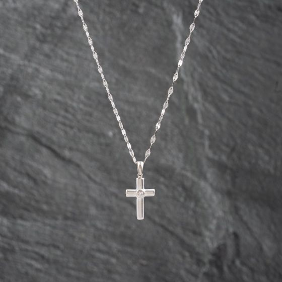 Second Hand White Gold Diamond Cross Pendant & 17 Inch Fancy Chain 41142830