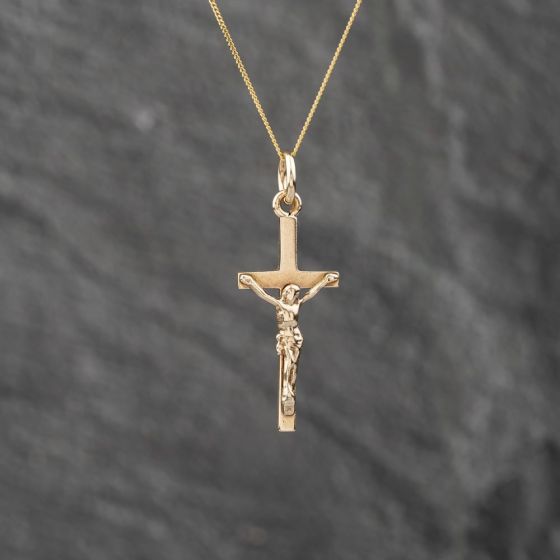 Second Hand 9ct Yellow Gold Crucifix Cross Pendant & 18 Inch Curb Chain 41142840