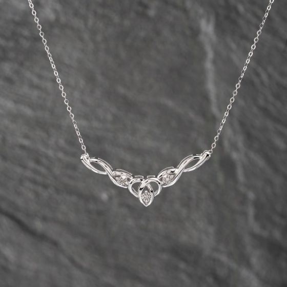 Second Hand White Gold Diamond Fancy Pendant & 16 Inch Trace Chain 41142858