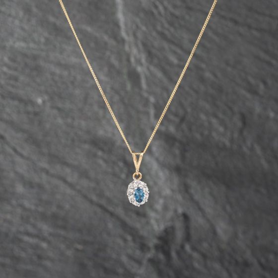 Second Hand 9ct Two Colour Gold Blue Topaz & 0.04ct Diamond Oval Cluster Pendant & 18 Inch Curb Chain 41142863