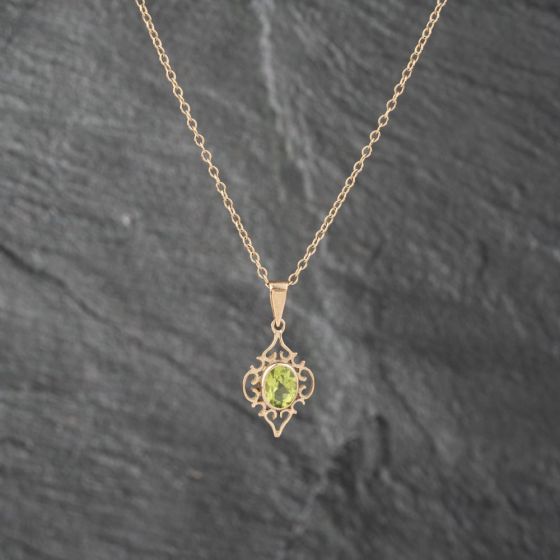 Second Hand 9ct Yellow Gold Peridot Filigree Drop Earrings With Pendant & 18 Inch Trace Chain 41142865