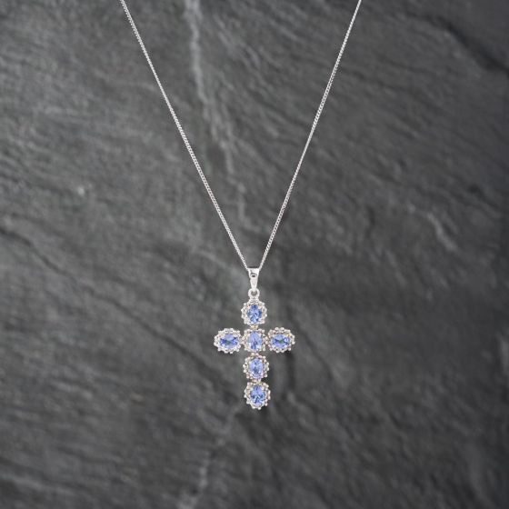 Second Hand 9ct White Gold Tanzanite & 0.20ct Brilliant Cut Diamond Cross Pendant & 18 Inch Curb Chain 41142867
