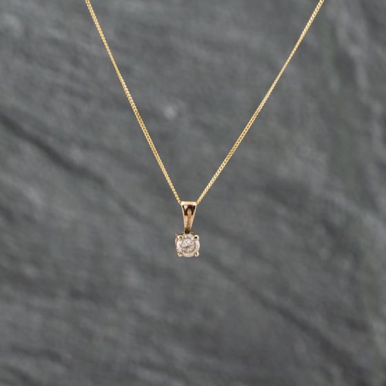 Second Hand 9ct Yellow Gold Diamond Solitaire Pendant & 18 Inch Curb Chain 41142895