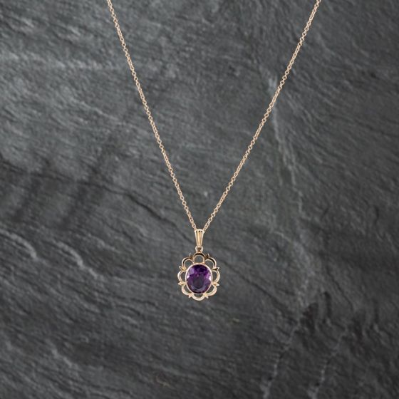 Second Hand 9ct Yellow Gold Amethyst Oval Scalloped Edge Pendant & 18 Inch Belcher Chain 41142919