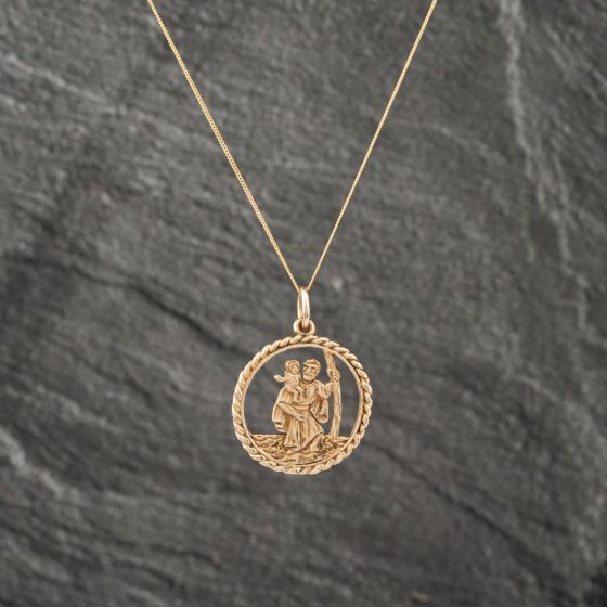 Second Hand 9ct Yellow Gold Round Openwork St Christopher Pendant & 18 Inch Curb Chain 41142975