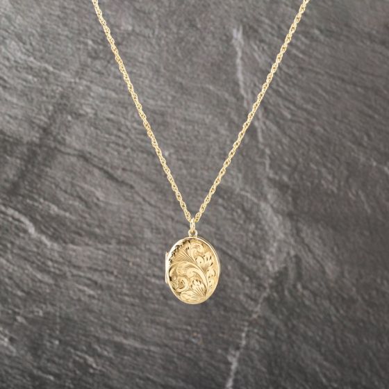 Second Hand 9ct Yellow Gold Oval Engraved Locket Pendant & 22 Inch Prince Of Wales Chain 41142996