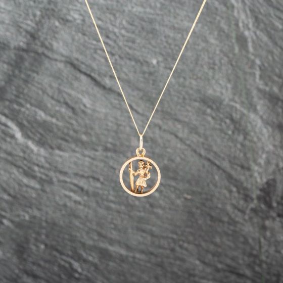 Second Hand 9ct Yellow Gold Openwork St Christopher Pendant & 18 Inch Curb Chain 41143020