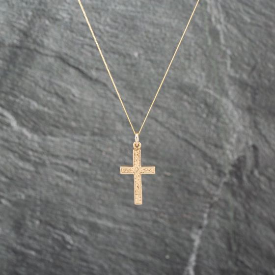 Second Hand 9ct Yellow Gold Engraved Cross Pendant & 18 Inch Curb Chain 41143051
