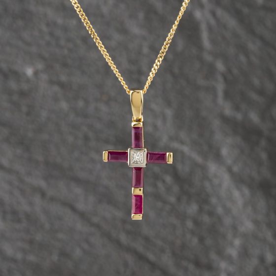 Second Hand 18ct Yellow Gold Ruby & Diamond Set Cross Pendant & 17 Inch Curb Chain 41143120