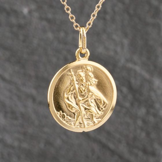 Second Hand 9ct Yellow Gold St Christopher Pendant & 24 Inch Trace Chain 41143122