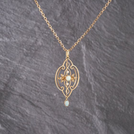 Second Hand Vintage Yellow Gold Opal & Seed Pearl Intricate Openwork Pendant & 14.5 Inch Belcher Chain 41143156