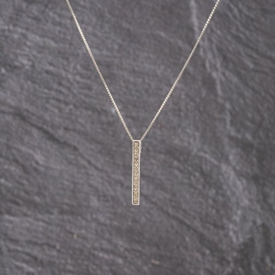 Second Hand 9ct White Gold Diamond Bar Drop Pendant & 19 Inch Box Chain 41143165