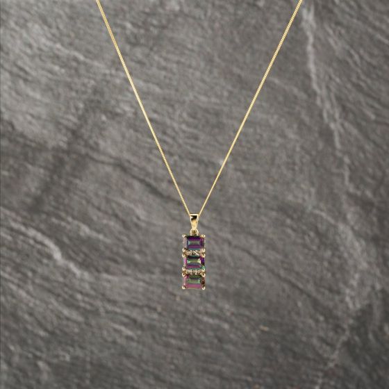 Second Hand Yellow Gold Mystic Topaz & 0.03ct Diamond Set Pendant & 18 Inch Curb Chain 41143174