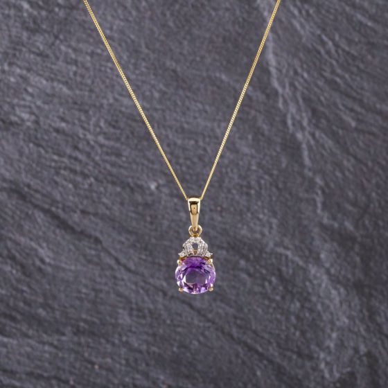 Second Hand 9ct Yellow Gold White Topaz & Amethyst Pendant & 18 Inch Curb Chain 41143196