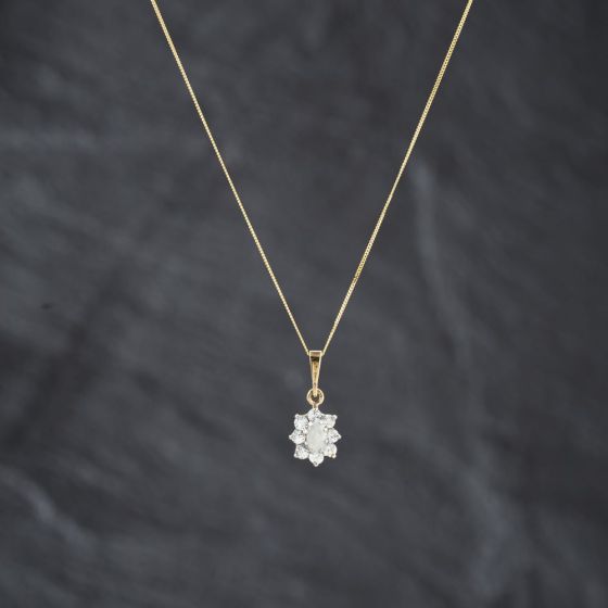 Second Hand Yellow Gold Opal & Cubic Zirconia Oval Cluster Pendant & 18 Inch Curb Chain 41143208