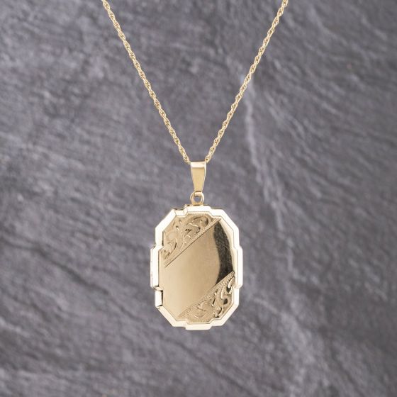 Second Hand Vintage 9ct Yellow Gold Oblong Part Engraved Locket Pendant & 15 Inch Prince Of Wales Chain 41143234