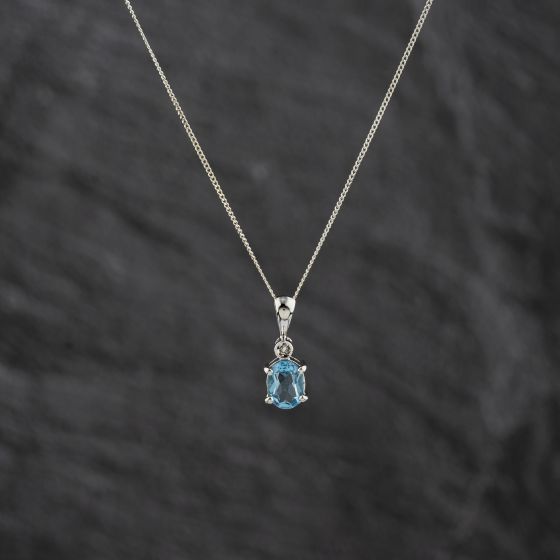 Second Hand 9ct White Gold Blue Topaz & Diamond Pendant & 16 Inch Curb Chain 41143247