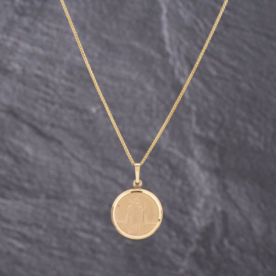 Second Hand 9ct Yellow Gold Round St Christopher Pendant & 18 Inch Curb Chain 41143252