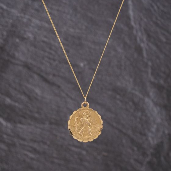Second Hand 9ct Yellow Gold Scallop Edged St Christopher Pendant & 18 Inch Curb Chain 41143259