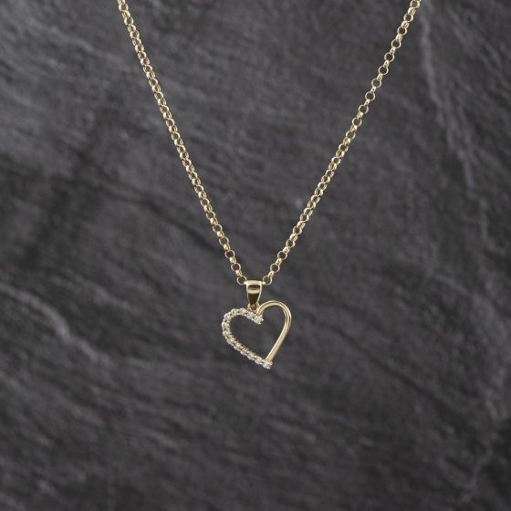 Second Hand 9ct Yellow Gold Cubic Zirconia Open Heart Pendant & 18 Inch Belcher Chain 41143339