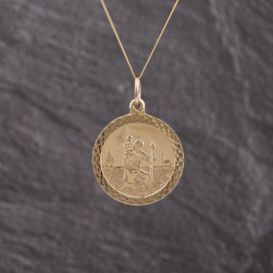 Second Hand 9ct Yellow Gold Round St Christopher Pendant & 18 Inch Curb Chain 41143359