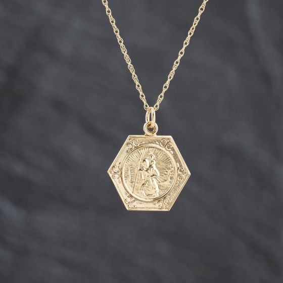 Second Hand 9ct Yellow Gold Hexagonal St Christopher Pendant & 18 Inch Prince Of Wales Chain 41143387