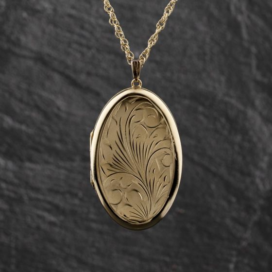 Second Hand Vintage 9ct Yellow Gold Large Hand Engraved Oval Locket Pendant & 24 Inch Prince Of Wales Chain 41143437