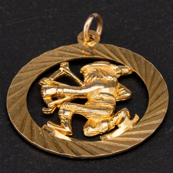Second Hand 9ct Yellow Gold Round Open Man with Bow Arrow Pendant 4114347