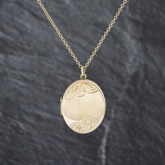 Second Hand Vintage 9ct Yellow Gold Half Engraved Oval Locket Pendant & 22 Inch Trace Chain 41143483