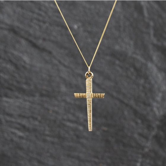 Second Hand Vintage 9ct Yellow Gold Patterned Cross Pendant & 18 Inch Curb Chain 41143503