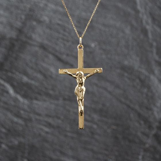 Second Hand 9ct Yellow Gold Crucifix Cross Pendant & 17 Inch Trace Chain 41143579