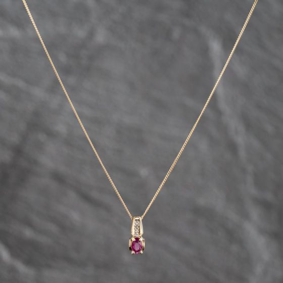 Second Hand 9ct Two Colour Gold Ruby & 0.01ct Diamond Pendant & 18 Inch Curb Chain 41143670