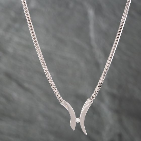 Second Hand 9ct White Gold Brilliant Cut Diamond Tension Set Matt And Polished 16 Inch Collarette Curb Chain 41161708