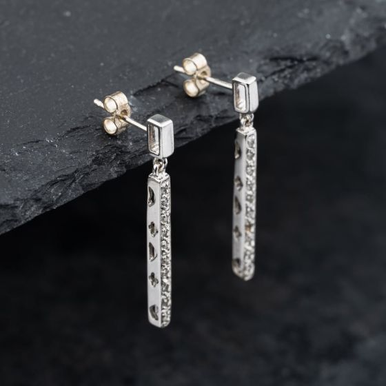 Second Hand 9ct White Gold 29.5mm Diamond Bar Dropper Earrings 41173652