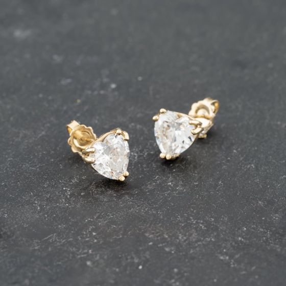 Second Hand Yellow Gold 8.6mm Cubic Zirconia Heart Shape Split Claw Set Stud Earrings 41173704