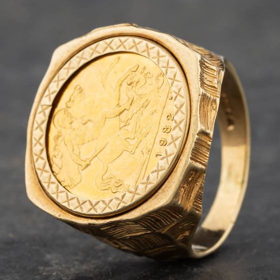 Second Hand 9ct Yellow Gold 1982 Half Sovereign Coin Ring 41201108BND