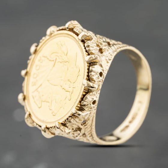 Second Hand Yellow Gold 2005 Queen Elizabeth Half Sovereign Coin Ring 41201269