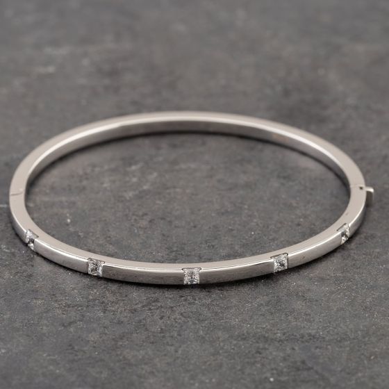 Second Hand 9ct White Gold Cubic Zirconia Standard Hinged Bangle 41211225